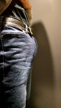 男です きついジーパンを履くと股間がもっこりするのは私だけで Yahoo 知恵袋