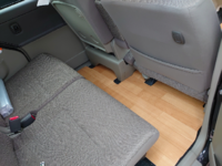 車中泊ようにセカンドサードシート取り外してベット自作使用すると違反 Yahoo 知恵袋