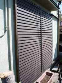 木製の古い雨戸をアルミ製の雨戸に交換するのは かなり大掛かりな工事に Yahoo 知恵袋