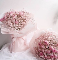 予算は２０００ ３０００円くらいで ピンクのかすみ草の花束を贈りたいです Yahoo 知恵袋