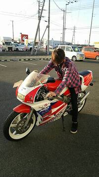 レッドバロンで中古バイク Cbr250r 購入したいのですが その Yahoo 知恵袋