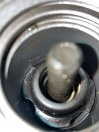 リヤキャリパーoh中なのですが シリンダー ホール内 に小傷が出 Yahoo 知恵袋