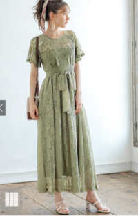 結婚式のお呼ばれでこのワンピースはラフでしょうか パーティードレスではあり Yahoo 知恵袋