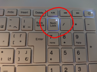 Capslockキーとnumlockキーが点滅しっぱなしです 今日p Yahoo 知恵袋