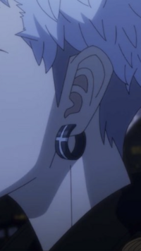 こういう十字架 のイヤリングやピアスってイタイとかダサいとか思いますか Yahoo 知恵袋