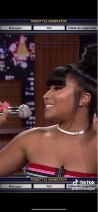 軟骨ピアス 写真のように5つくらいピアスを開けたいのですが 4年後には Yahoo 知恵袋