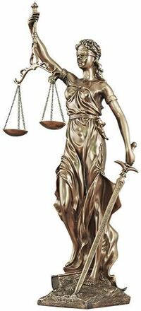 正義の女神について ドラマなどで裁判所に正義の女神のブロンズが置いてあるのを見かけます。本当の裁判所にも置いてあるのでしょうか？
最高裁に和風な顔立ちの像があるようですが、目隠しはされてないですね…