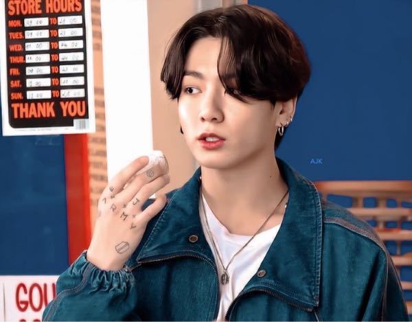 今前髪が鼻の頭ら辺です 写真のジョングクさんのような髪型にするには前髪の長 Yahoo 知恵袋