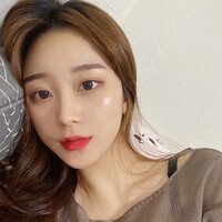 この方は韓国人女優かインスタグラマーかわからないんですけど 誰かわかります Yahoo 知恵袋