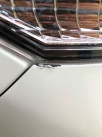 車の塗装がパリパリ剥がれてきました 車に詳しくないのでどうすれば良 Yahoo 知恵袋