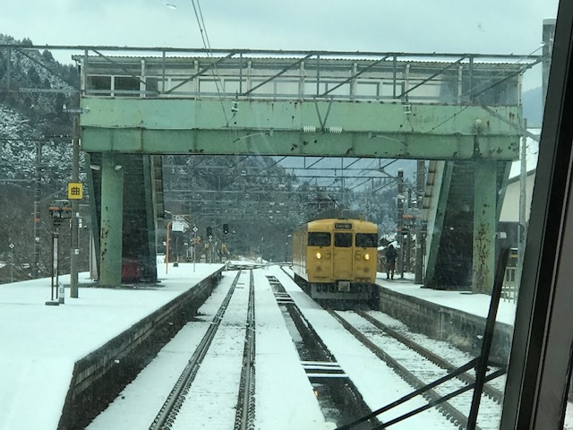 海浜幕張駅 もしくは幕張本郷駅に１時間以内で到着できる場所 駅 Yahoo 知恵袋