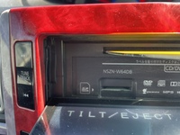 音楽を車で聴きたくてsdカードに音楽を入れてカーナビに入れようとしたら差し込 Yahoo 知恵袋