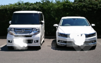 左のホンダ車 これって軽自動車ですか 右のは３ナンバーのセダンですが右がか Yahoo 知恵袋