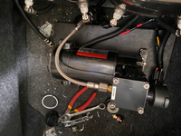 エアサスについてです コンプレッサー故障の為に買い換えました Yahoo 知恵袋