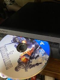 Ps4でディスクを入れ替えて違うゲームをしようとしたら 画像の位置から Yahoo 知恵袋