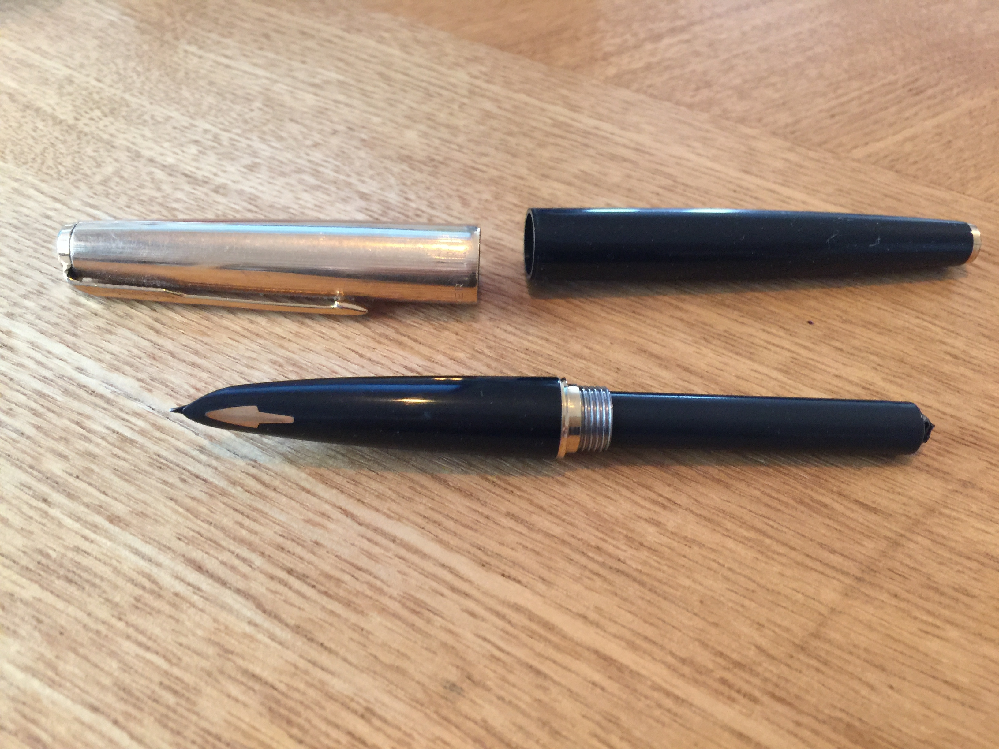 父の古いパーカーの万年筆を譲り受けました。使いたいと思うのですが