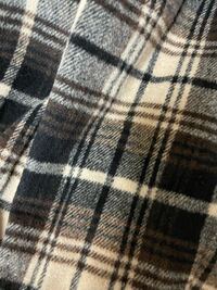 裾上げテープののりの跡をはがすにはどうしたらいいですか 学生服のズボ Yahoo 知恵袋