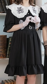 当方黒髪ボブで 肩幅が普通の人より少し広いのですがこちらの服は合 Yahoo 知恵袋