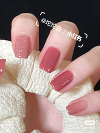 このカラーに近い市販のネイルはありますか デパコスなどではなく ドラッグ Yahoo 知恵袋