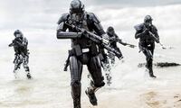コスプレ衣装の作成依頼について スターウォーズのデス トルーパー 写真 Yahoo 知恵袋