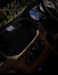 この車はどこのメーカーの何という車なんでしょうか もし 画像の情 Yahoo 知恵袋