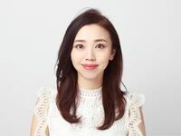 24歳女です こうゆう髪型してるひとって顔がおばさんな人ばかりで 髪型は素 Yahoo 知恵袋