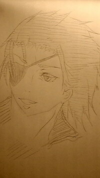 絵の評価をお願いします 高３の女です オールバックで眼帯の男の人を描きまし Yahoo 知恵袋