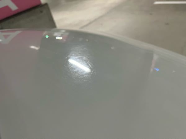 車を中古で買ったのですが こういう傷って消すか若しくは隠す事って出来ないの Yahoo 知恵袋
