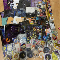 画像のようなアニメグッズまとめ売りをメルカリで4000円で売りま Yahoo 知恵袋