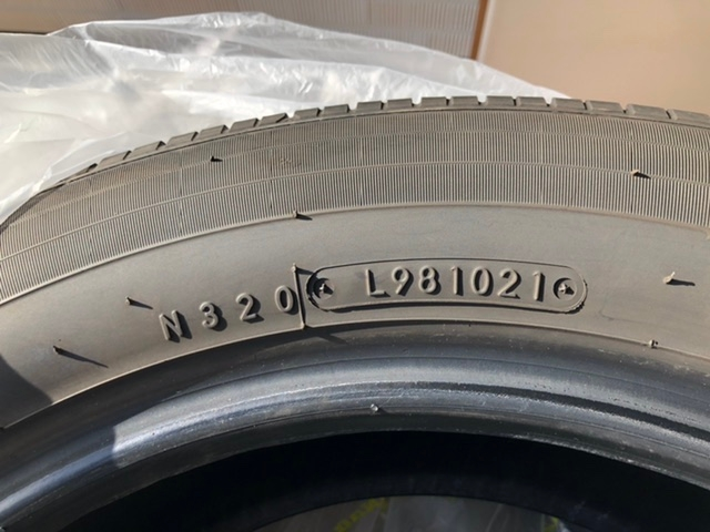 TOYOタイヤの製造年月日を知りたいのですが、4桁の番号がよくわ