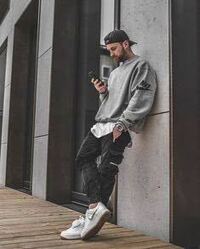 Usストリート系のファッションブランドどこか知っている人いますか Yahoo 知恵袋