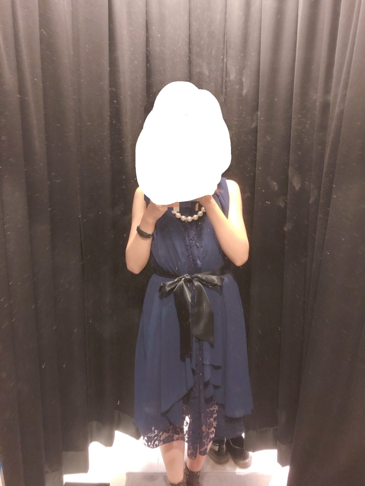 結婚式の服装についてこれに白のボレロ羽織って白のパンプス履いて白のバッグを Yahoo 知恵袋