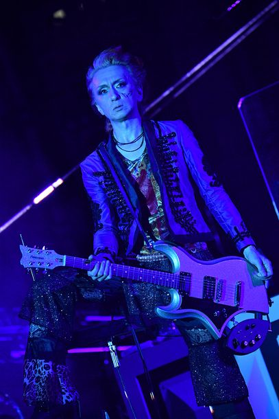 Buck Tickの今井寿が弾いているギターは何ですか オリジナルの Yahoo 知恵袋