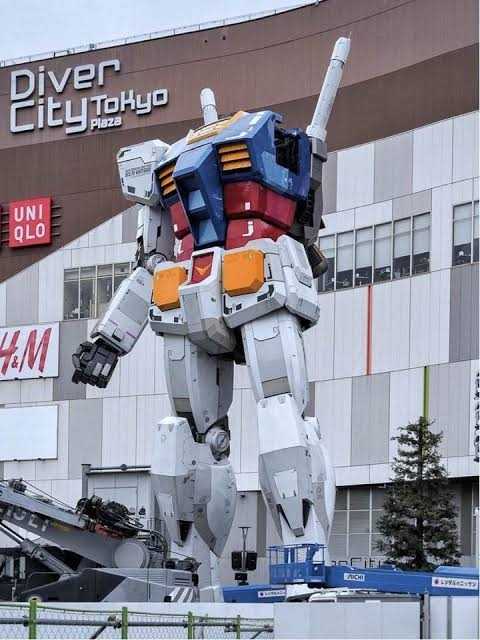 シャアは 情けないms に勝てましたか すなわちサイコフレームを搭載せずに Yahoo 知恵袋