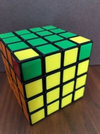 ４ ４ ４のルービックキューブについてです 2つの角が逆に Yahoo 知恵袋