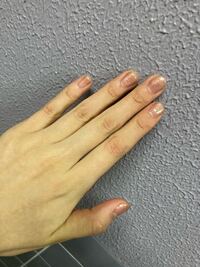 ネイルについて教えてください 本日初めてジェルネイルに行きました真ん中 Yahoo 知恵袋