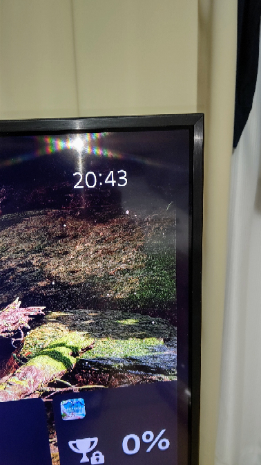 ps5なんですがゲームをすると写真のように端に黒いわくみたいなの 