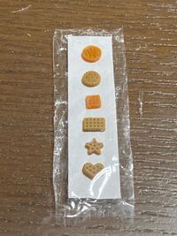 ビニールに紙を挟んでシーラーで周りを閉じた立体ラインナップ的なのを作りまし Yahoo 知恵袋