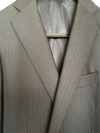 新卒の就活でこの程度のシャドーストライプが入ったスーツは悪目立ちしたり 無 Yahoo 知恵袋