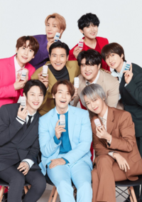 Superjuniorのメンバーの名前をこの写真で教えて欲しいです Yahoo 知恵袋