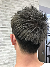 初めて髪を染めようとしているのですが 下のようなアッシュグレーに1発ででき Yahoo 知恵袋