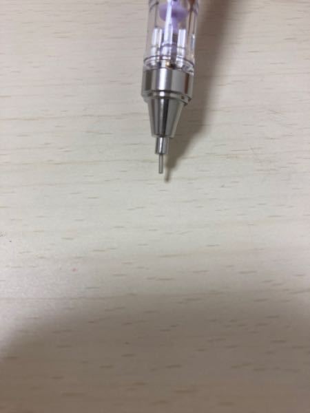 好きな人からモノグラフというシャーペンを貰ったのですが壊れてしまい