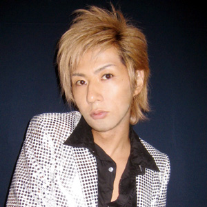 SIAMSHADEのKAZUMA(遠藤一馬)さんは、カッコイイと思いますか