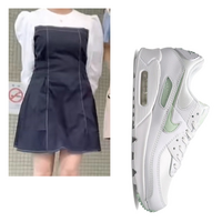 ワンピースにスニーカーは変ですか 自分的には変な気がしますが どうで Yahoo 知恵袋