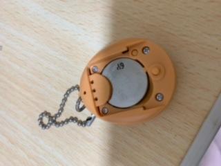 たまごっち電池交換の仕方。画像あり下のたまごっちの電池交換の