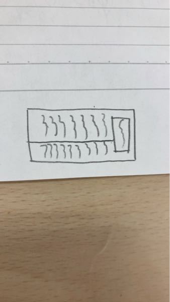 Wordで紙を写真のように真ん中で区切る方法を教えてください。紙のサイズはA4で横向き、区切り方は上下でお願いします。また、右端の大きい長方形はタイトルなので、区切りたくないです。