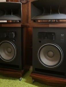 ONKYO オンキョー コンポ（スピーカーは一部破損） ONKYOが倒産ですか。祖父が生前愛用してたセプター500という