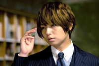 伊野尾慧くん好きですか 髪の生え際が怪しくてそれを髪型で誤魔化してい Yahoo 知恵袋