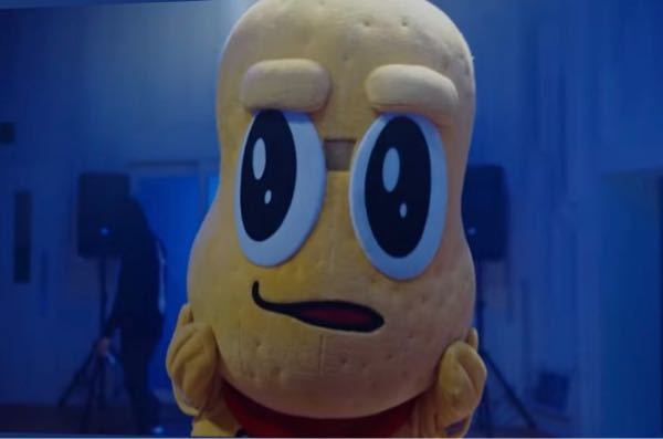 このキャラクターって何かわかりますか ピーナッツくんというキャラクタ Yahoo 知恵袋