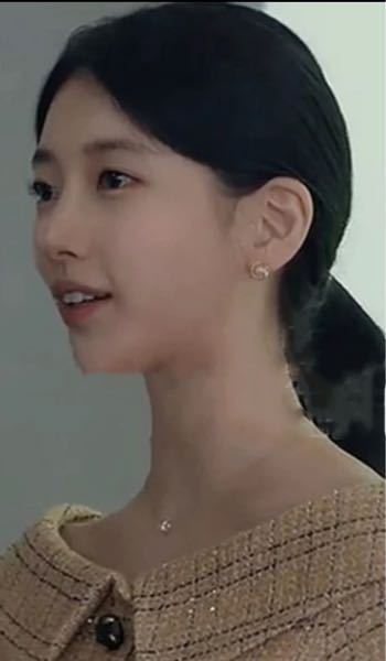 この韓国の女優さんの名前を、 教えて下さい。 出演しているドラマで、 有名なものが有れば 教えて下さい。 宜しくお願いします。
